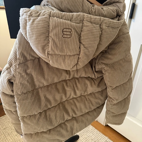 Aritzia Tan Puffer Jacket - Picture 2 of 5